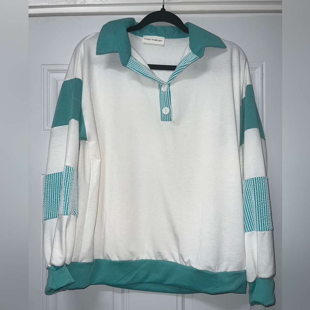 Lovely Melody long sleeve mixed media shirt size medium
